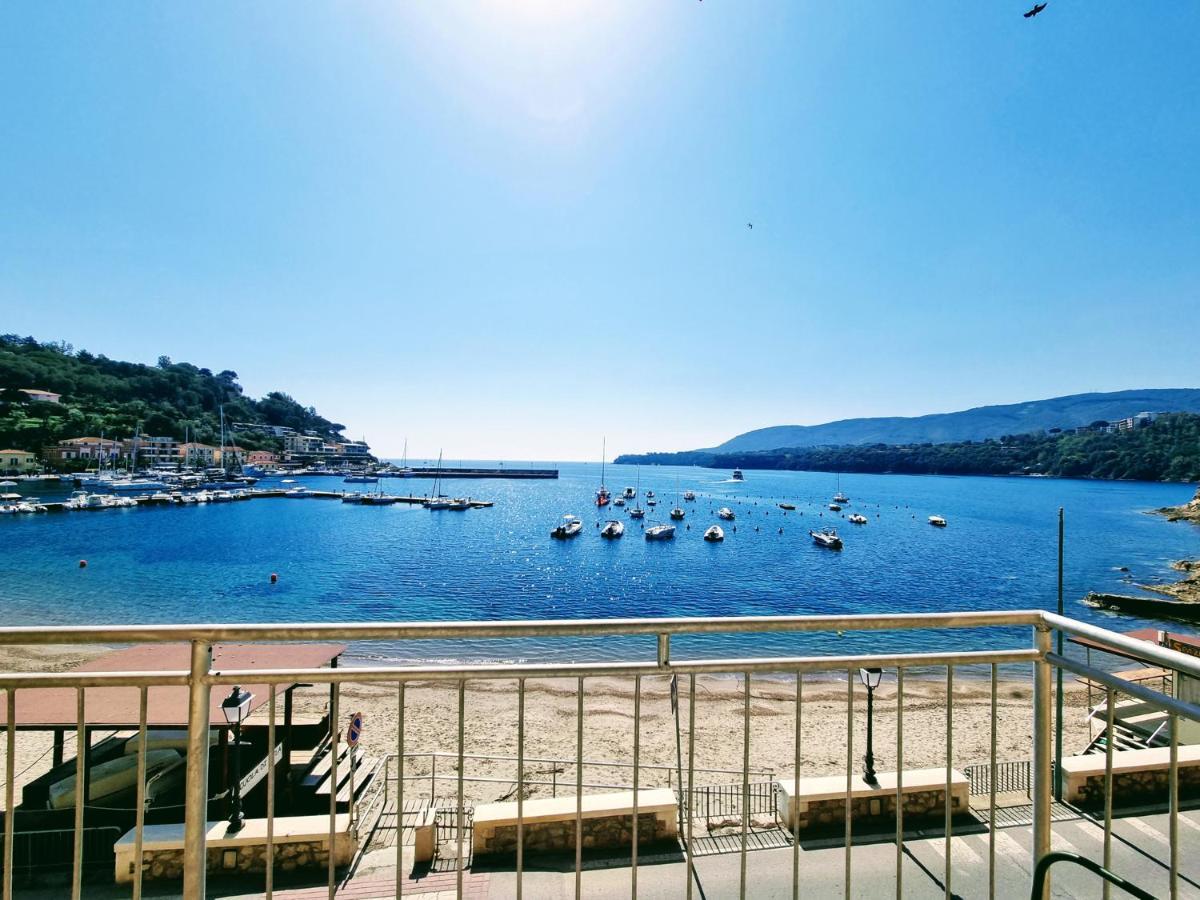 Hotel Plaza Porto Azzurro Eksteriør bilde