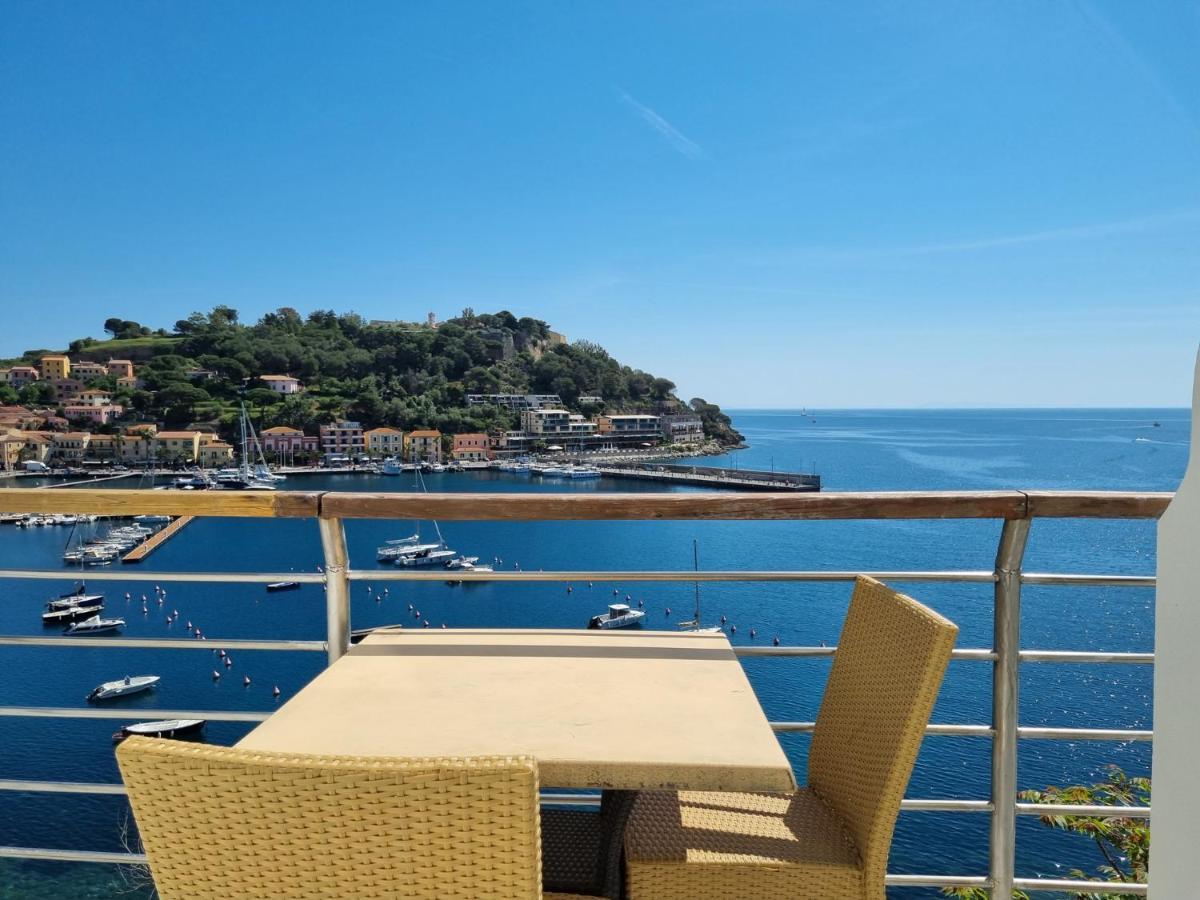 Hotel Plaza Porto Azzurro Eksteriør bilde
