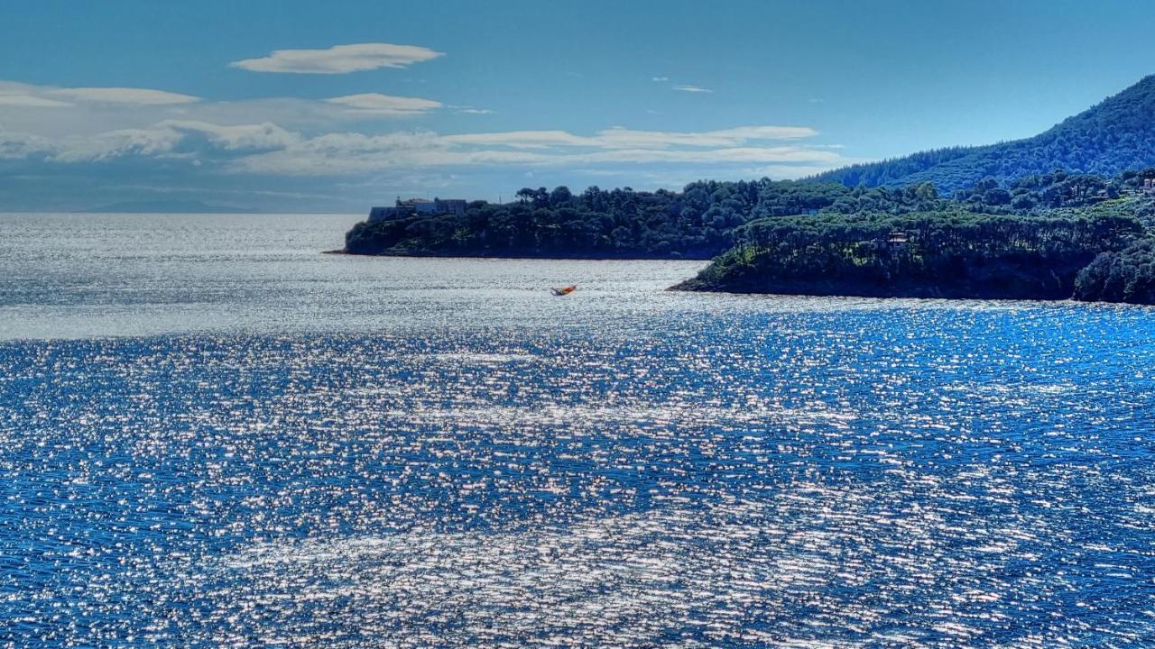 Hotel Plaza Porto Azzurro Eksteriør bilde