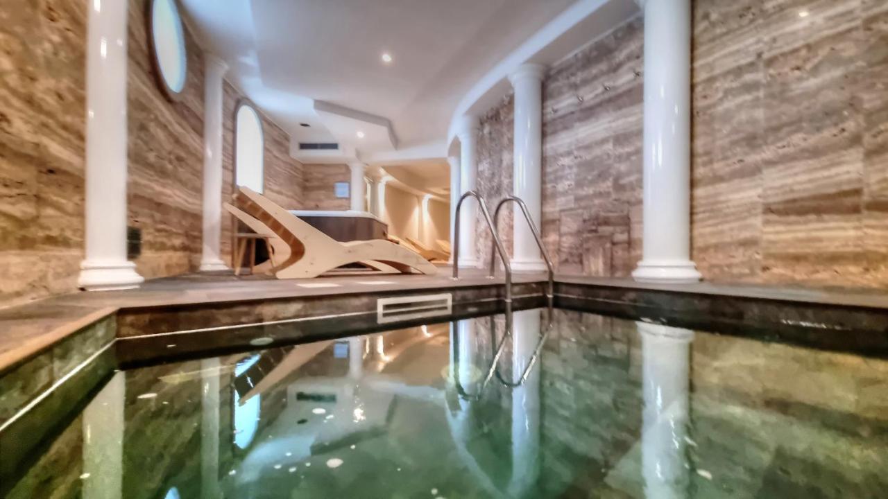 Hotel Plaza Porto Azzurro Eksteriør bilde