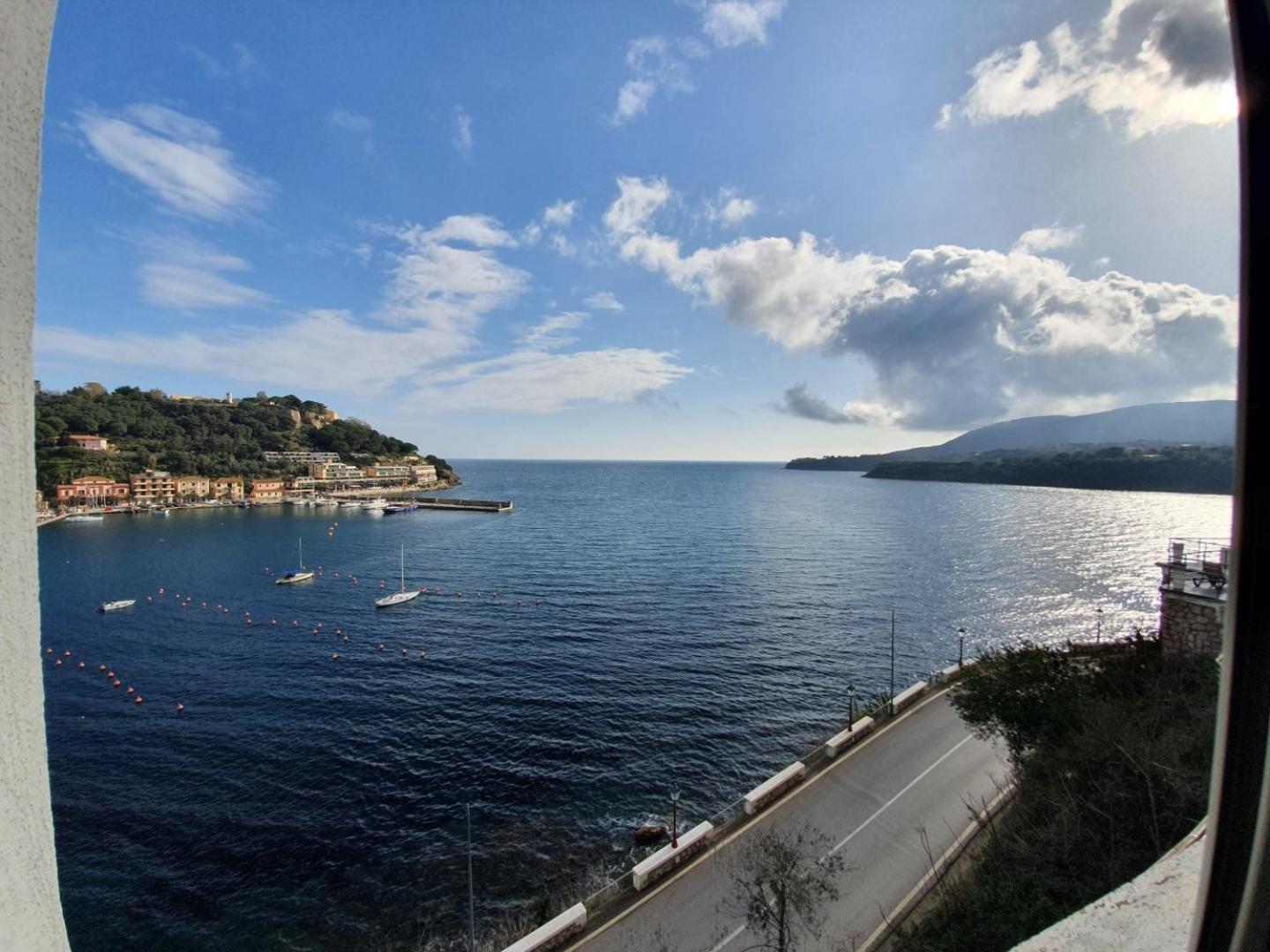 Hotel Plaza Porto Azzurro Rom bilde