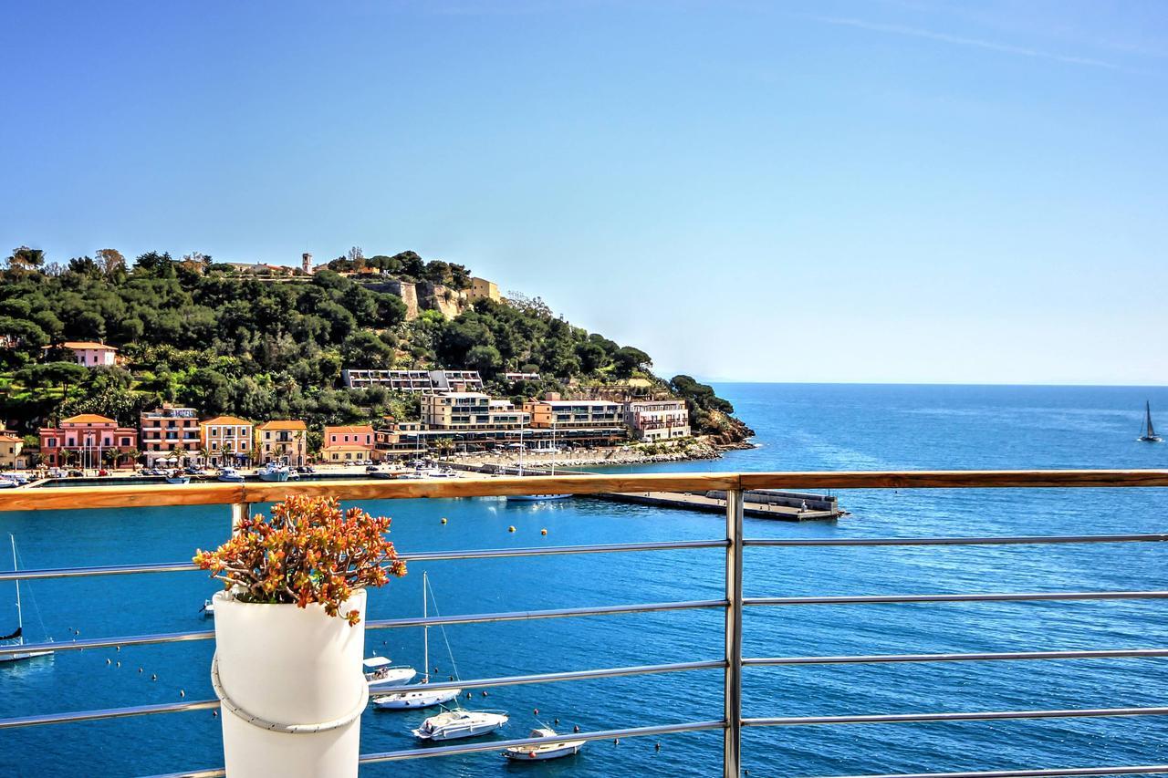 Hotel Plaza Porto Azzurro Eksteriør bilde