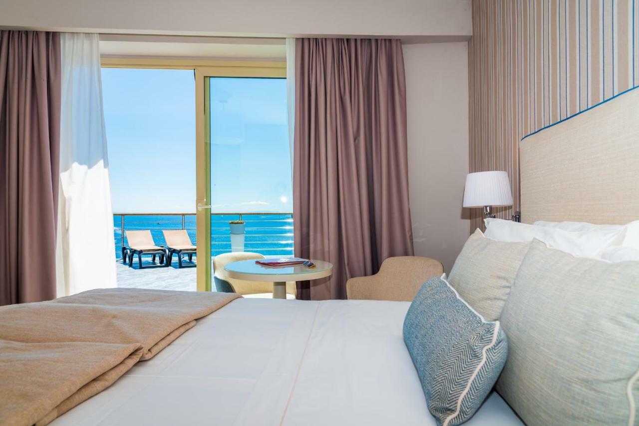 Hotel Plaza Porto Azzurro Eksteriør bilde