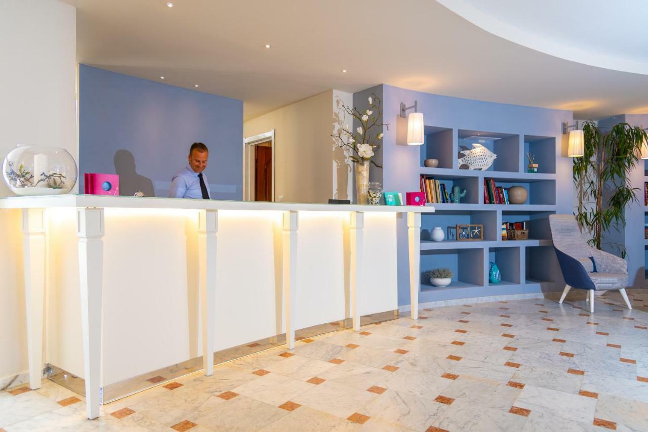Hotel Plaza Porto Azzurro Eksteriør bilde